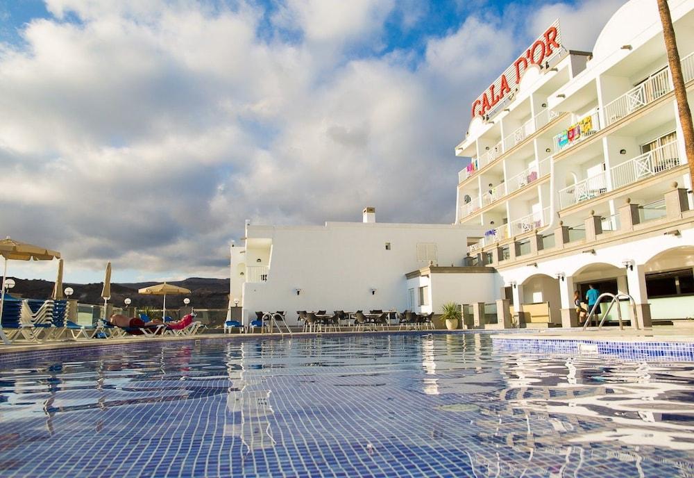 פוארטו ריקו Cala D Or Apartamentos מראה חיצוני תמונה