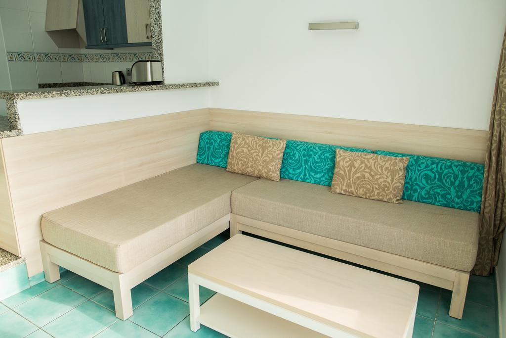 פוארטו ריקו Cala D Or Apartamentos מראה חיצוני תמונה