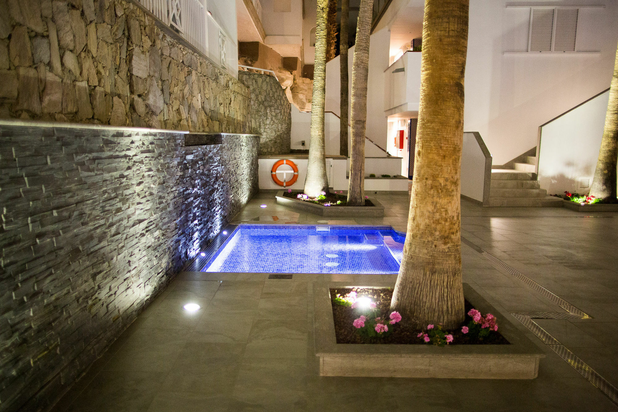 פוארטו ריקו Cala D Or Apartamentos מראה חיצוני תמונה